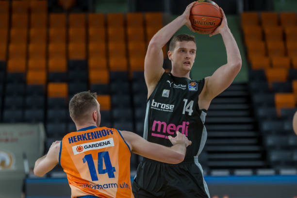 还是哈兰德 还是哈兰德